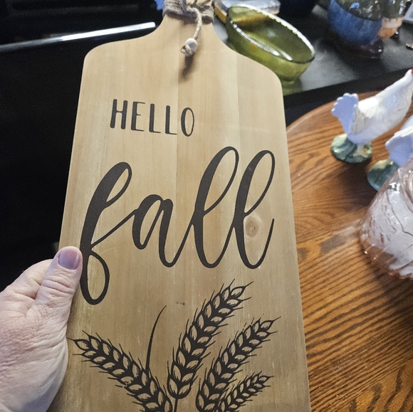 Acacia Wood Cutting Board - Picture 6 of 8